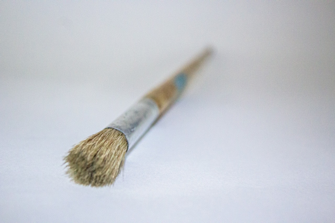 How to Create Handmade DIY Artwork for Your Home